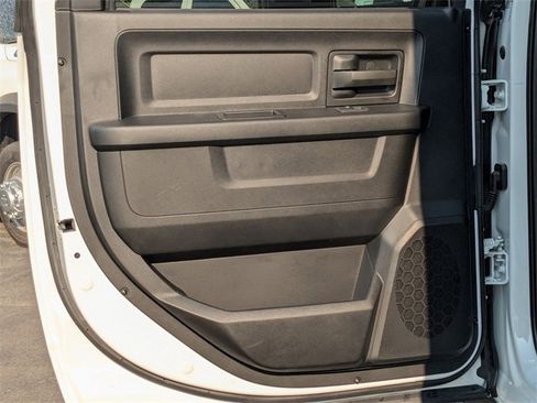 New 2024 RAM 5500 Tradesman w/ Chrome Appearance Group image 26