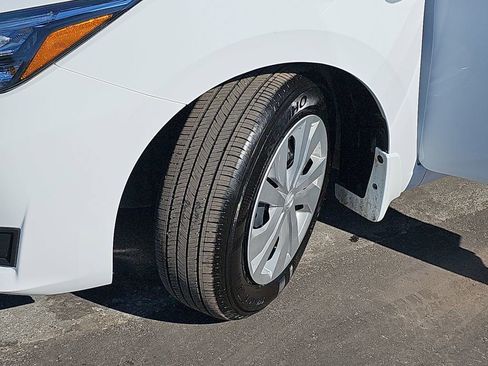 Used 2025 Nissan Versa S w/ Trunk Package image 35