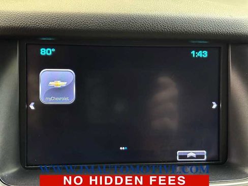 Used 2018 Chevrolet Suburban LT AWD/4WD image 32