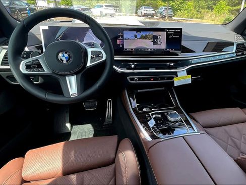New 2026 BMW X5 xDrive40i w/ M Sport Package AWD/4WD image 5