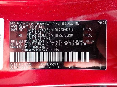 Certified 2024 Toyota Grand Highlander XLE image 22