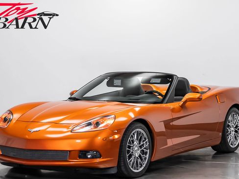 Used 2007 Chevrolet Corvette Convertible w/ Preferred Equipment Group image 1