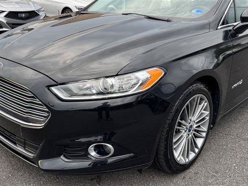Used 2013 Ford Fusion SE FWD image 11