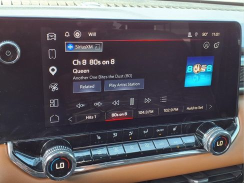 Used 2023 GMC Canyon AT4 AWD/4WD image 8