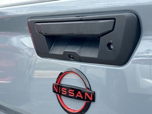 Certified 2024 Nissan Frontier PRO-4X w/ Pro Convenience Package AWD/4WD image 15