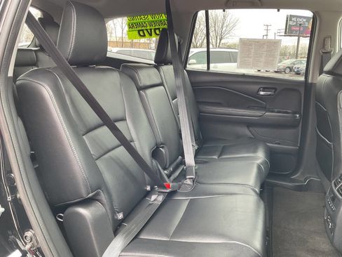Used 2016 Honda Pilot Touring image 42