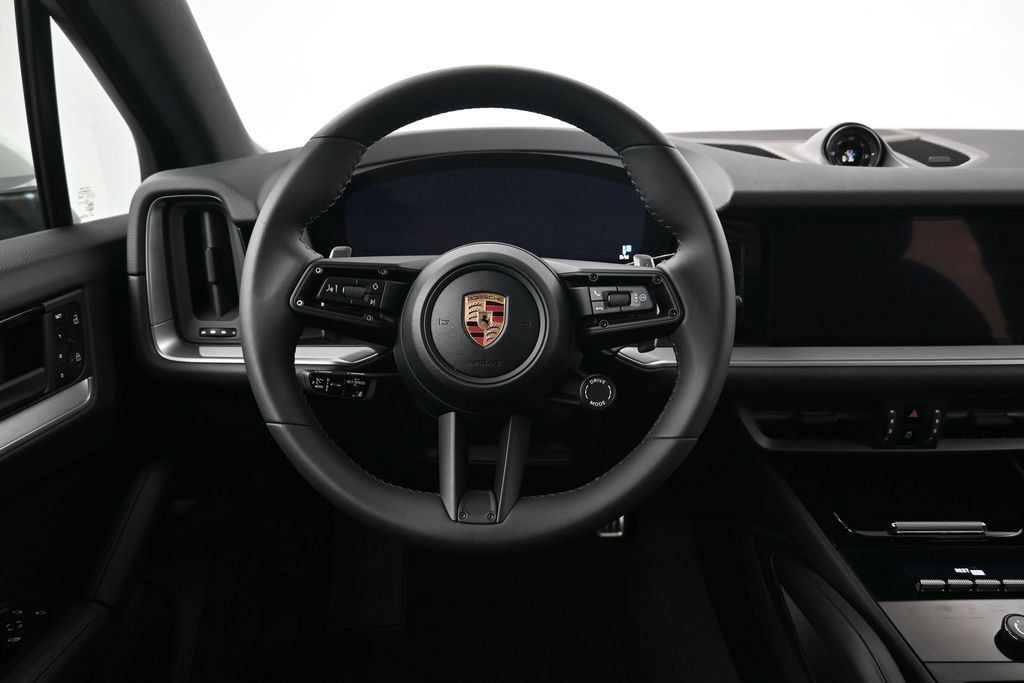 Certified 2026 Porsche Cayenne AWD/4WD image 13