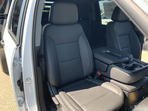 New 2025 GMC Sierra 3500 Pro w/ Convenience Package image 39