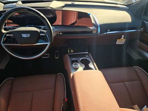 New 2026 Cadillac Vistiq Platinum image 14