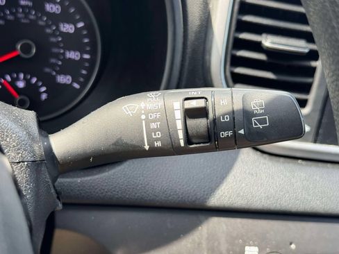 Used 2022 Kia Sportage LX AWD/4WD image 21