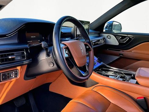 Used 2021 Lincoln Aviator Black Label w/ Dynamic Handling Package image 19