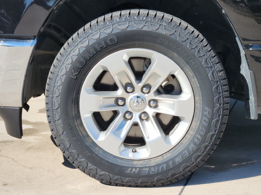 Used 2024 RAM 1500 Laramie RWD image 19