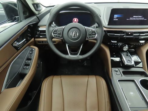 Used 2026 Acura MDX w/ Technology Package FWD image 11
