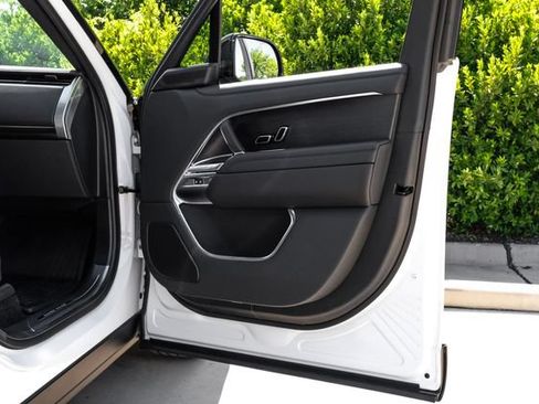 New 2026 Land Rover Range Rover SE AWD/4WD image 55