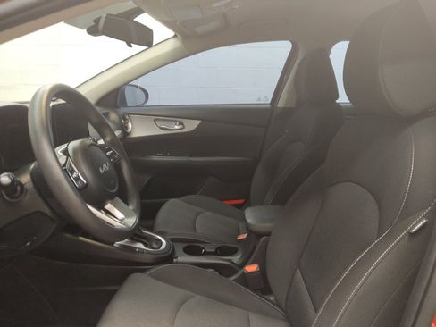 Used 2024 Kia Forte LXS FWD image 17