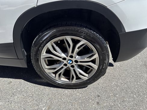 Used 2019 BMW X2 xDrive28i w/ Convenience Package AWD/4WD image 8