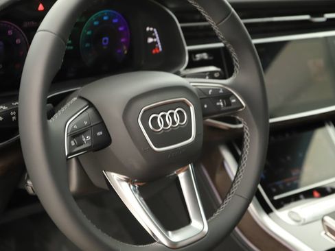 New 2026 Audi Q7 2.0T Premium Plus AWD/4WD image 16