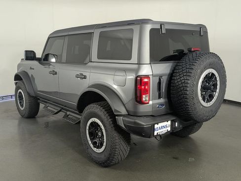 Used 2024 Ford Bronco Black Diamond w/ Sasquatch Package AWD/4WD image 6