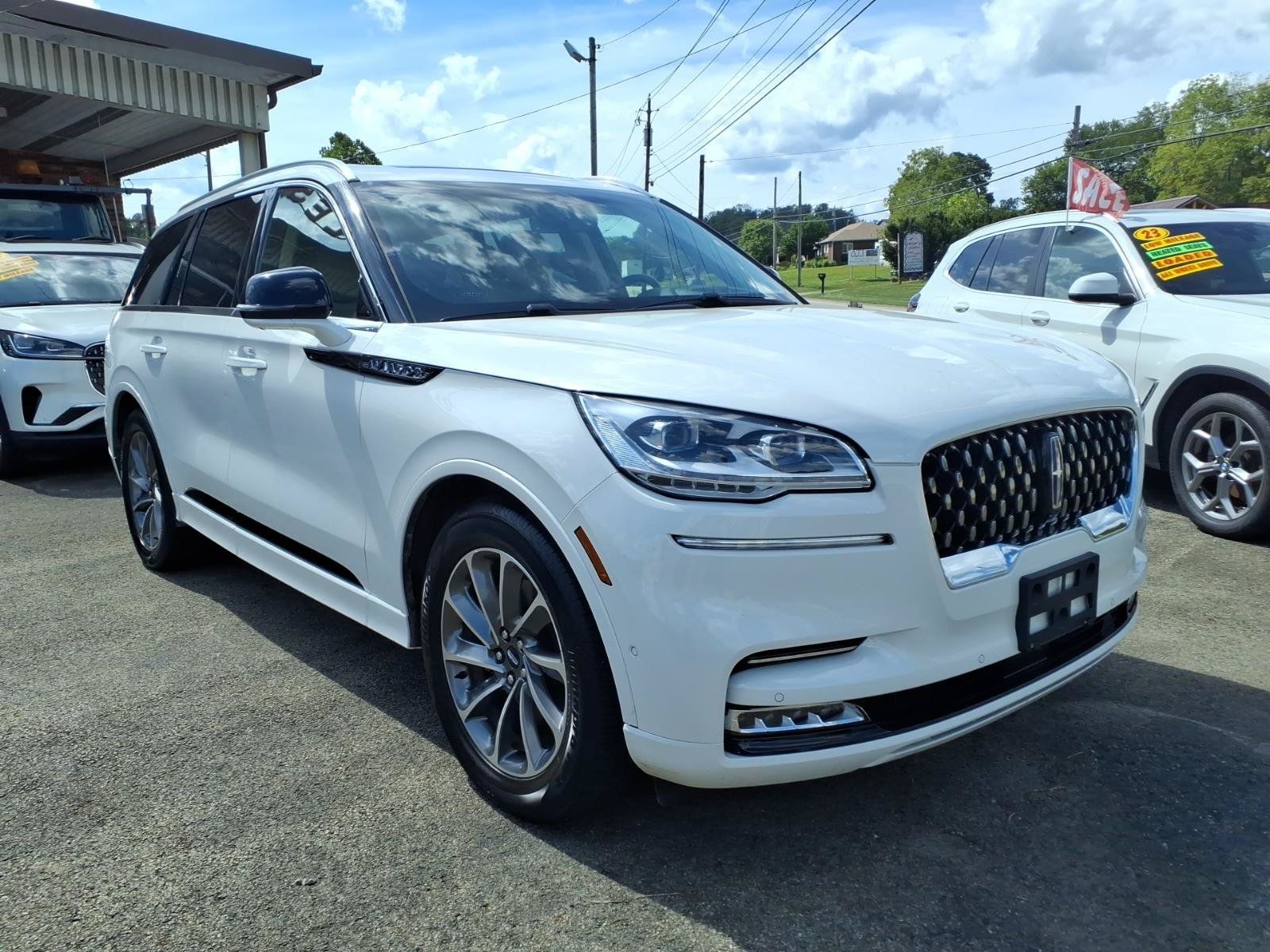 Used 2020 Lincoln Aviator Grand Touring w/ Equipment Group 302A AWD/4WD image 1