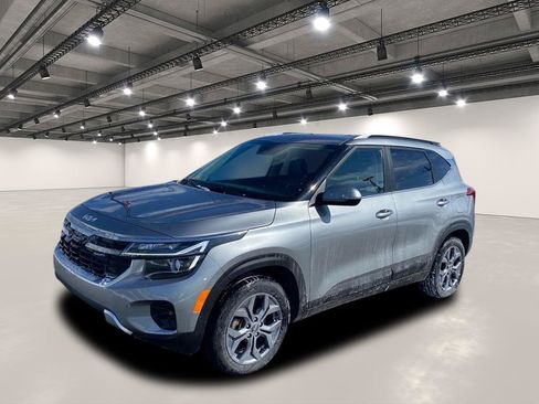 Used 2024 Kia Seltos S AWD/4WD image 2