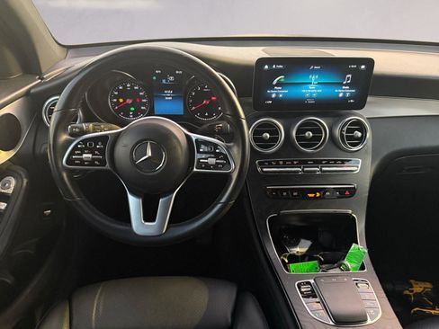 Used 2022 Mercedes-Benz GLC 300 image 10
