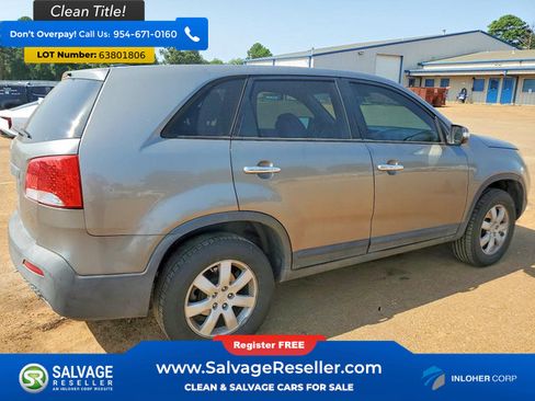 Used 2011 Kia Sorento 2WD image 4