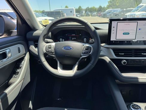 New 2026 Ford Explorer Active AWD/4WD image 13