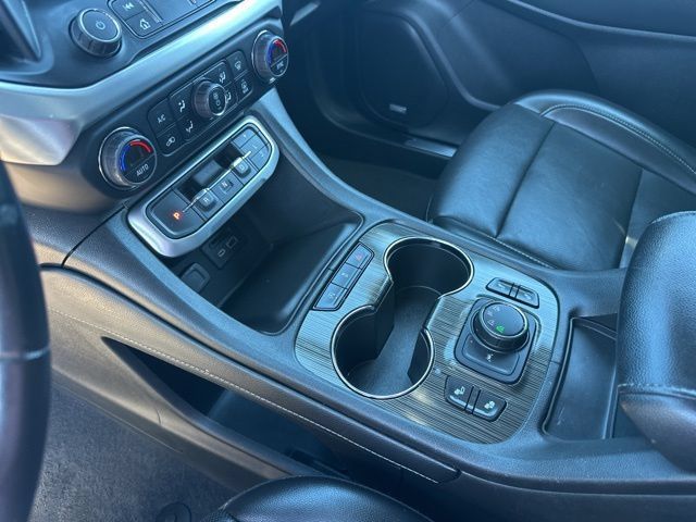 Used 2023 GMC Acadia SLT AWD/4WD image 21