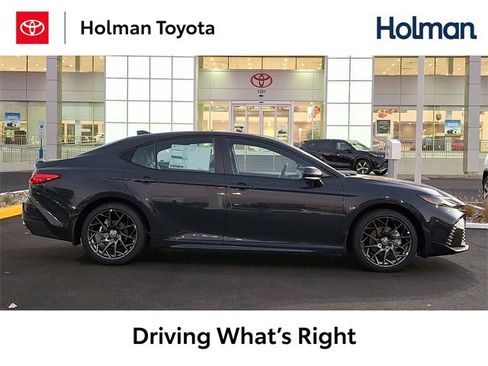 New 2026 Toyota Camry SE image 1