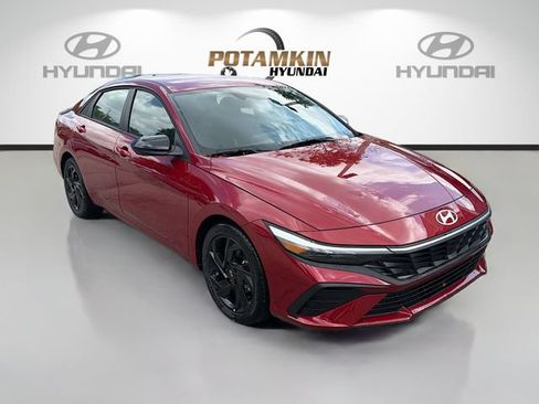 New 2026 Hyundai Elantra Sport FWD image 3