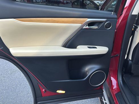 Used 2022 Lexus RX 350L FWD w/ Premium Package image 15