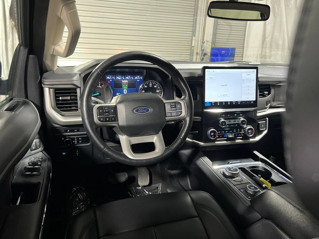 Used 2024 Ford Expedition XLT AWD/4WD image 22