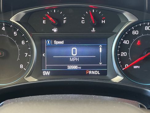 Used 2024 Chevrolet Equinox LT FWD image 29