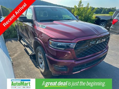 Used 2025 RAM 1500 Big Horn AWD/4WD image 1