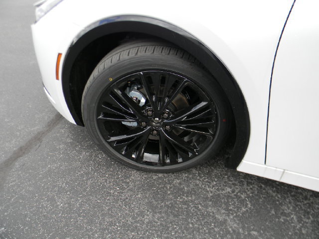New 2026 Toyota Prius Plug-In Hybrid FWD image 9