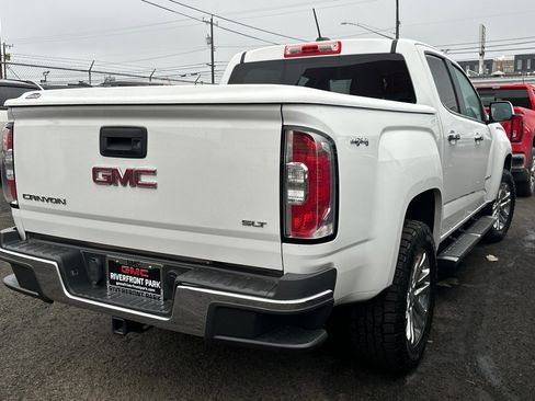 Used 2015 GMC Canyon SLT w/ Driver Alert Package image 2