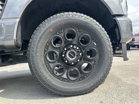 New 2026 Ford F350 Lariat w/ Black Appearance Package AWD/4WD image 12