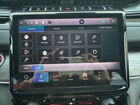 Used 2024 Jeep Grand Cherokee Limited 4xe image 5