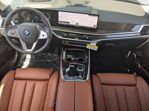 Used 2026 BMW X7 xDrive40i AWD/4WD image 15
