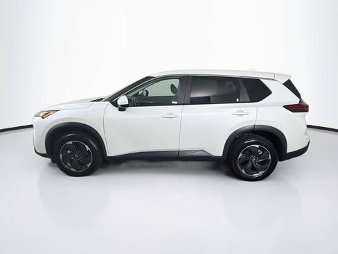 Used 2025 Nissan Rogue SV AWD/4WD image 4