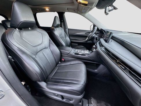 Used 2023 INFINITI QX60 Luxe w/ Cargo Package FWD image 13