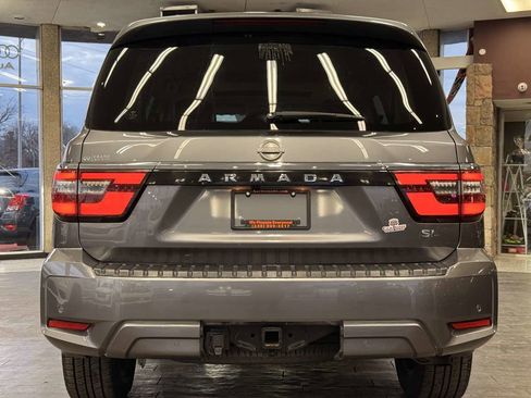 Used 2023 Nissan Armada SL w/ Captain's Chairs Package image 16