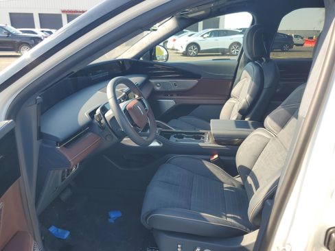 New 2026 Lincoln Nautilus Black Label AWD/4WD image 11