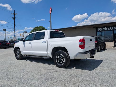 Used 2014 Toyota Tundra Limited w/ Limited Premium Package AWD/4WD image 9