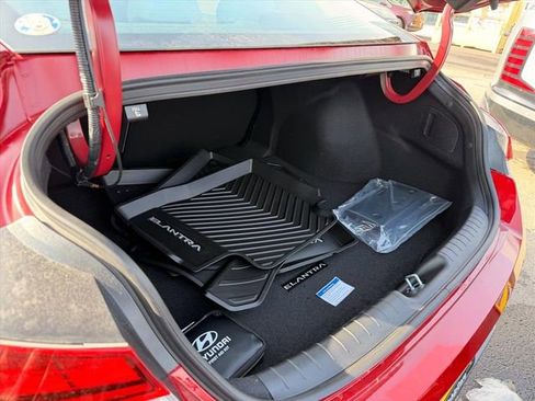 New 2026 Hyundai Elantra Limited image 27