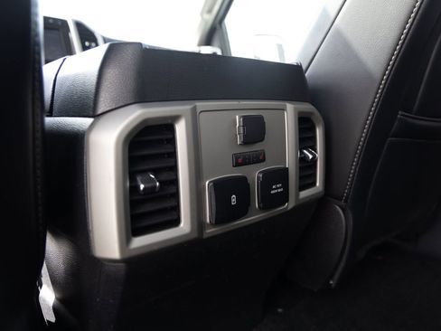 Used 2018 Ford F150 Lariat w/ Equipment Group 502A Luxury image 19