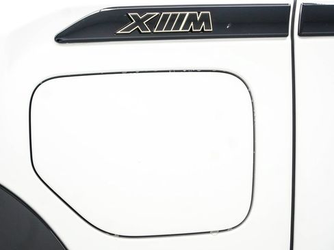 Used 2023 BMW XM w/ M Driver's Package AWD/4WD image 8