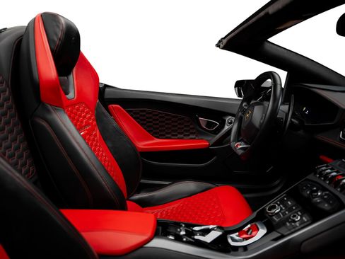 Used 2017 Lamborghini Huracan LP 580-2 RWD image 57