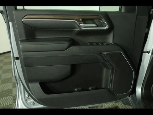 Used 2023 Chevrolet Silverado 1500 LT image 23