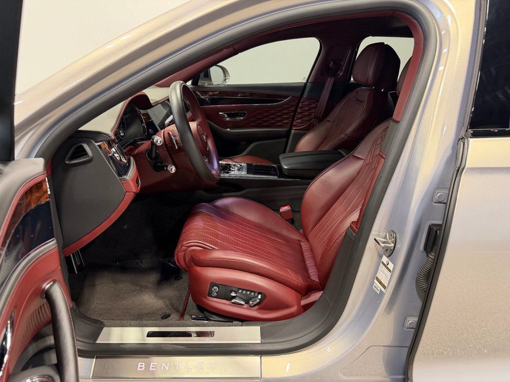 Used 2022 Bentley Flying Spur W12 AWD/4WD image 28